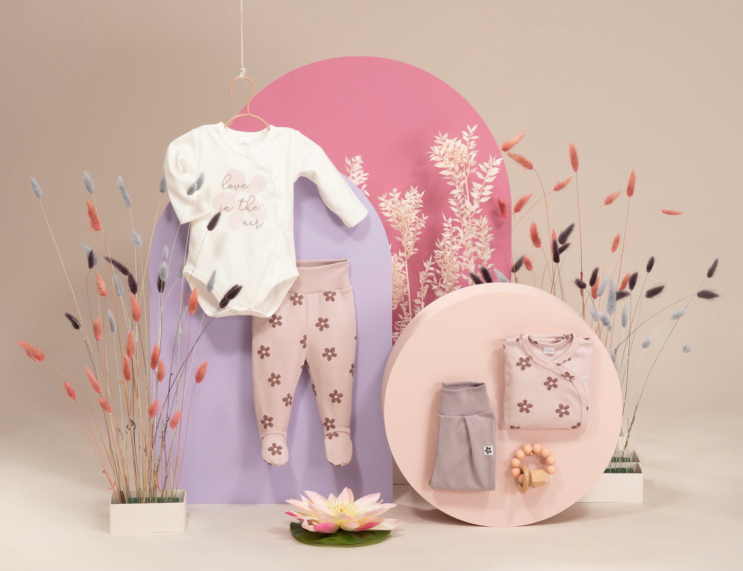 Baby girl footed leggings